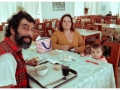 Ronhonhós a almoçar e lanchar