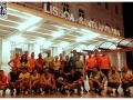 O grupo, quase todo, no final.